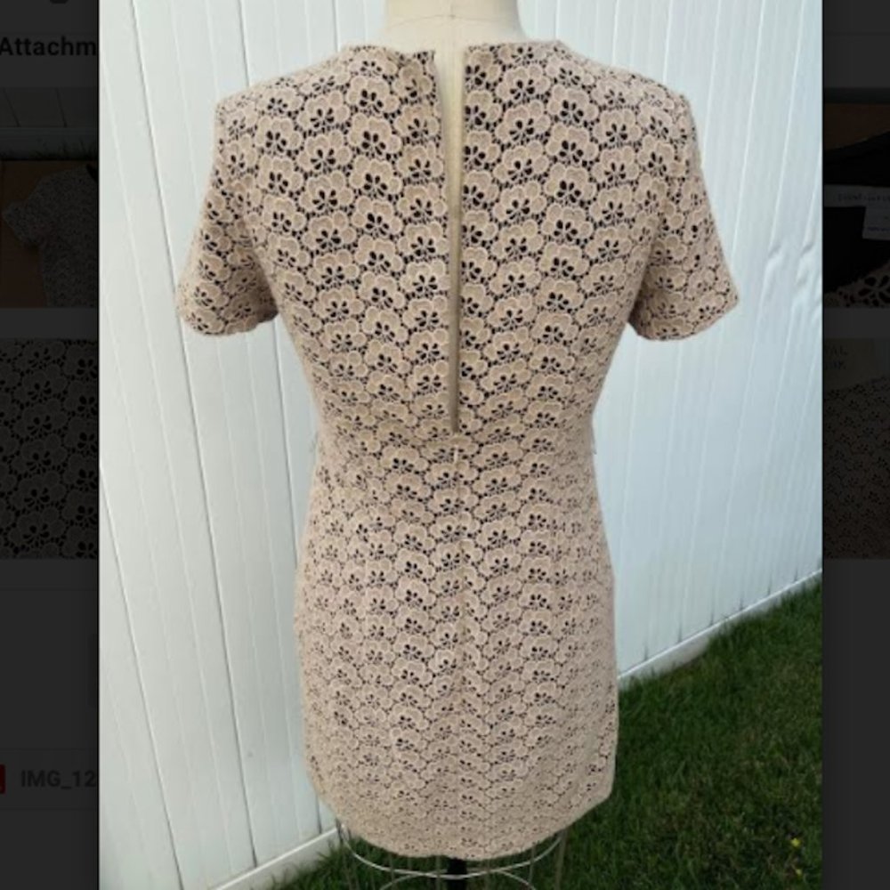 Diane Von Furstenberg Lace Dress, Size 4 - Picture 6 of 10